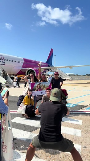 Let’s Get Lost destination reveal SOON on Instagram @wizzair 👀💞🙌🏻