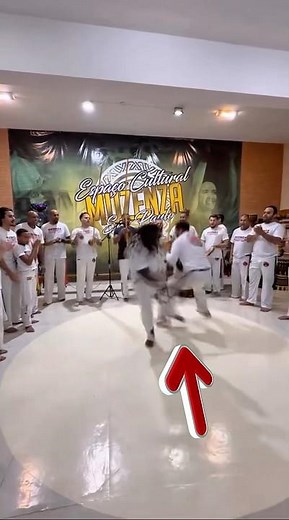 A Rasteira Perfeita na Capoeira: Técnica, Precisão e Malícia #capoeira