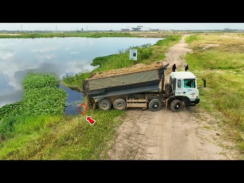 Be Watchful Start Landfill Project!. Using Dump Truck 25.5Ton with Skill Dozer Pushing Stone Soil!