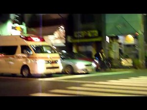 緊急走行！東京消防庁救急車。Emergency ambulance.