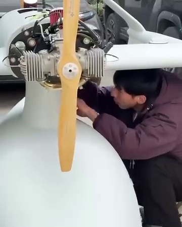 3.3K views · 89 reactions | Dual EFI engine VTOL or fixed wing heavy lifting UAV- 200kg MTOW! 50 kg mission payload weight | Kris Zhao Innovations | Facebook