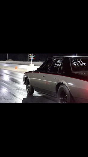 This big box Chevy is applying pressure | PullsTv