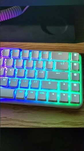 RGB Lighting effects on the Fnatic Streak 65 LP