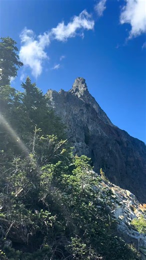 Kaleetan Peak Summit Hike — Washington PNW Adventure