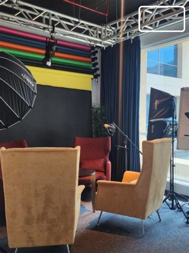 📷 Podcast Studio Available for Rent! Whether you're a content creator, podcaster, or business owner — Armada’s studio offers the perfect environment for high-quality audio and video recording. 📷Professional Equipment 📷 Lighting – Microphones – Backdrops – Fully equipped for audio and video production. 📷 Location: Sheikh Zayed Road – Gold & Diamond Park Building 4 – Office 102 (Near Equiti Metro Station) 📷 For bookings & inquiries: 971505412600 971505411009 971504256645 Book your recording s