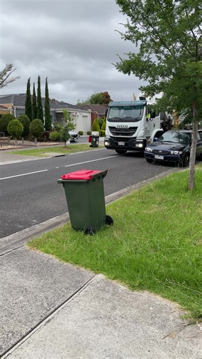 #recycling #australia #garbagetruck