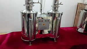 Hot Sale Laboratory Water Distiller 5L 10L 20L Distilled Water Making Machine Water Distillation Apparatus