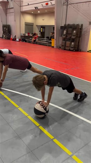 🏐 Speed. Strength. Stamina. That’s what BCC brings to the court. 🖤💛 Way to go, rockstars! #HEAT #sportstraining #tampa | Boot Camp Challenge