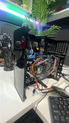 Pc Fraco Rodando Windows com apenas 536 Mb 🚀 #windows10