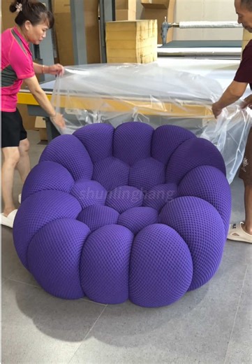 The magical sofa can be easily packed into a small box!#compressionsofa #football #furniture #livingroomsofa #sofa