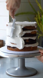 Building a marbled cake- get experimental with it! Red velvet and butterscotch? No Problem. #cakedecorating #cakedesign #caketutorial #cakeart #buttercreamcake | Rosie's Dessert Spot