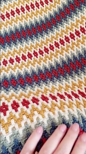 My new favorite Overlay mosaic crochet blanket pattern Up And Going Designer @BebaBlanket