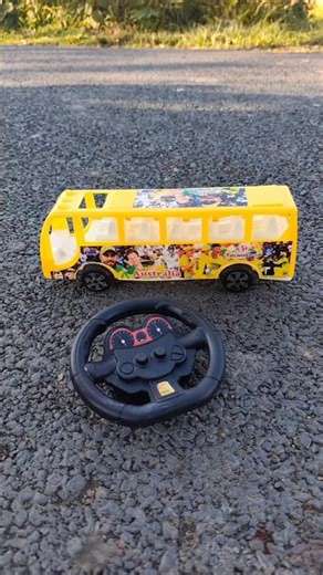 Remote Control RC Travelling Bus | Unboxing & Road Test!