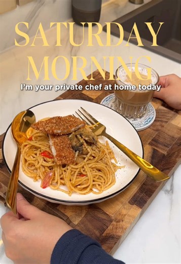 Mushroom Aglio e Olio & Creamy Carbonara untuk Sarapan
