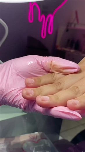 Uñas Navideñas: Diseños Únicos y Creativos