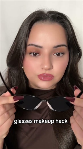 makeup hack ib Embla Wigum