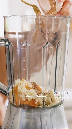 Extra Butternut squash? Try this smoothie. It’s the perfect blend of fiber, vitamins, and natural sweetness. Butternut Squash Smoothie 1 cup cooked or frozen butternut squash ½ frozen banana ½ cup cauliflower rice 1 tablespoon almond butter 1 tablespoon ground flaxseed ½ teaspoon Ceylon cinnamon ¾ cup unsweetened plant-based milk