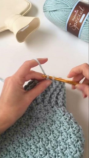 Crochet Stitch Tutorial: Front Post / Back Post Double Crochet Rib #crochet #crochettutorial #shorts