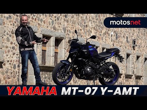 👉🏼 Yamaha MT-07 Y-AMT A2 2025 / The ideal step up from a scooter? / Test / Review / motos.net