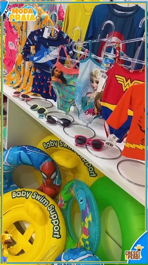Cresci e Perdi Conceição do Coité on Instagram: "Claro! Aqui vai a *legenda padrão SEO* para o seu evento de *Moda Praia infantil com acessórios – do PB ao 10*: ☀️🌊 *MODA PRAIA INFANTIL NA CRESCI E PERDI!* Sol, diversão e muito estilo com as peças mais fofas e funcionais pra curtir o verão! • Roupas de banho do PB ao tamanho 10 – maiôs, sungas, camisetas UV, biquínis e mais • Acessórios indispensáveis: bóias, óculos de sol, toucas, bolinhas e itens pra brincar com segurança • Peças novas e semi