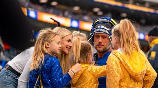 Matthew Stafford’s neon family shines for the Los Angeles Rams playoff win