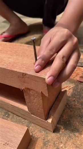 insert nails into wood #shortvideo