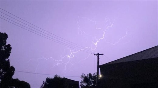 Perth hit by 18,000 lightning strikes in spectacular storm