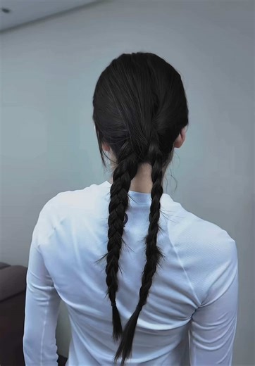 Easy Viral Hair Tutorial: Simple Hairstyle Steps