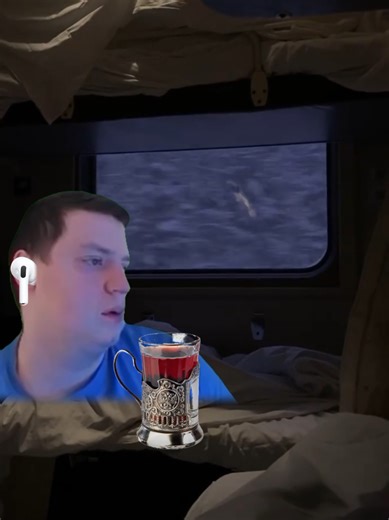 Вайб зимней поездки в поезде РЖД (сезон поездов меллстройность) #мем #меллстрой #поезд #ржд #поездка #вайб