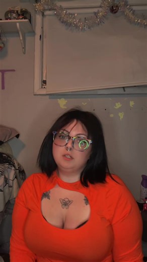 Let’s have some Scooby snacks #thick #velma #scooby