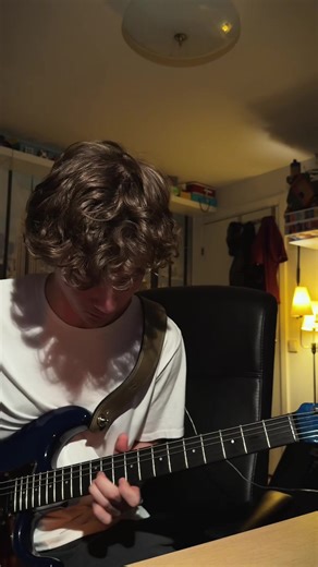 Stevie Ray Vaughan - Scuttle Buttin Cover