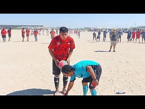 NO ES PORTERO QUIEN SE ADELANTA EN LOS PENALES!