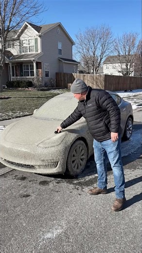 Automatic Winter Windshield Defroster for Easy Defrosting