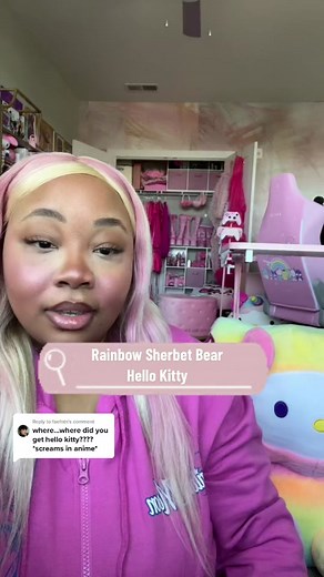 Cómo encontrar figuras de Hello Kitty online