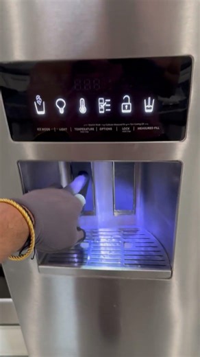 Kitchens aid fridge #whirlpool ice maker not working without pressing door harder