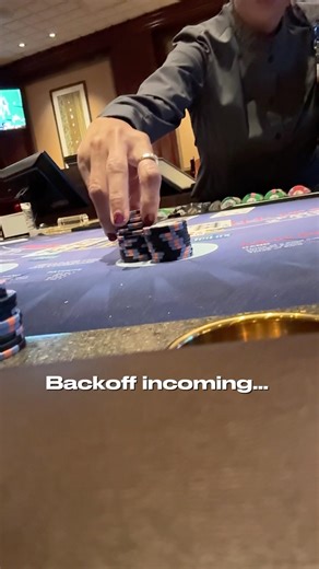 Card counter gets kicked off blackjack table 🫣