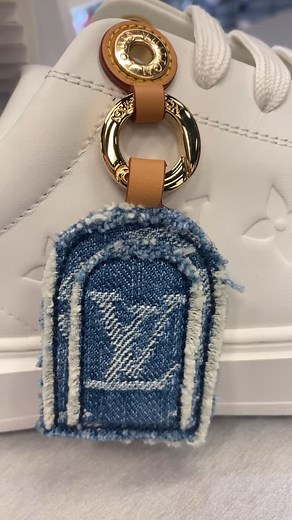 Your NEW shoes have arrived! Stop in to see them or check them out on our Shopify! Link in bio! #clothes_mentor_vpil #supportsmallbusiness #sofresh #soclean | Clothes Mentor Villa Park