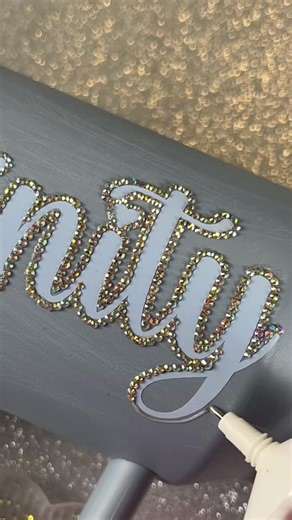inbox me for a customized Stanley cup . #rhinestonesug #tiktokuganda #luxurylifestyle #beddazzled #luxurylife