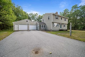 55 Stearns Rd, Amherst, NH 03031 - MLS 5059792 - Coldwell Banker