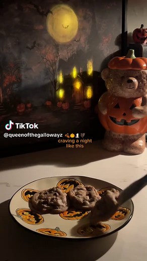 counting down until the best time of year 🎃 #halloweencountdown #spookyseason #halloween2026 #falltok #halloweentok