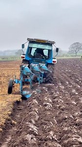 Watch the Ford 7610 Tractor at Work