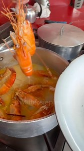 1.1M views · 24K reactions | MAIONESE DE CAMARÃO DA MALÁSIA 戀 Ingredientes: Camarão da Malásia Sal Batata Cebola roxa Salsa Tomate Maionese Azeite . . . #receitas #comidaraiz #food #comida #comidaboa #maionese #maionesedecamarao #camaraodamalasia #戀 | Walter Siepierski | Facebook