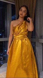 One dress, unlimited looks!  With our Infinity Satin, you can go from classy to sexy in just a few wraps. Attachedable pa ang tube kaya pwede with or without — depende sa mood mo.  Ano’ng style ang favorite mo? #InfinitySatin #StyleItYourWay #VersatileDress #OOTDInspo #FashionPH #AffordableOOTD #TimelessStyle #ChicAndElegant #MultiWayDress #DressTransformation | Infinity Dress TaytayTiangge | Facebook