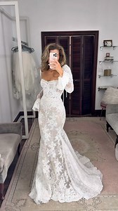 And that, ladies and gentlemen, is exactly why BERTA is considered as the queen of bridal fashion. From the BERTA array at @chicparisien ♥ | BERTA