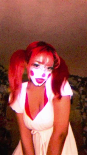 Exploring Circus Baby Cosplay in Five Nights at Freddy's