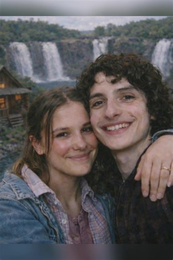 Musicaly and stranger things (@musicalyandstrangerthing)’s videos with original sound - Musicaly and stranger things