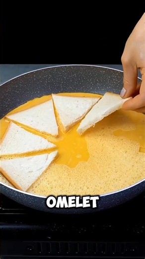 How to make the Crispiest cheesy Salami Omelette Sandwich 🥪🥪