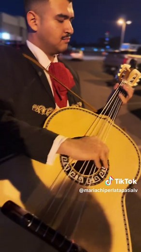 Mariachi De Las Vegas: Celebrating Veracruz Culture