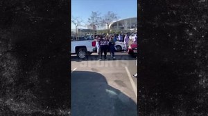 Chiefs Fan Knocked Out In Wild Brawl In Stands At Arrowhead Stadium