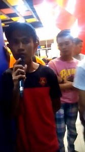 1.4M views · 10K reactions | When I Look Into Your Eyes Cover by Warren Laban  ctto: Ganso Lilok | Music Box | Facebook